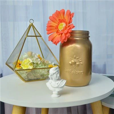 Liela stikla burka vāze